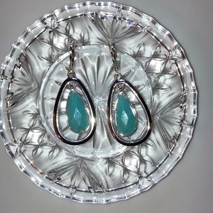 ⬆️ SOLD Anne Klein blue turquoise Stone Earrings.